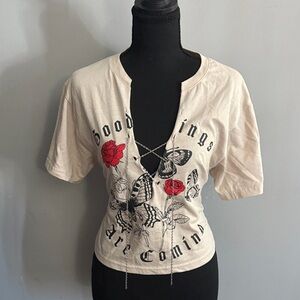 Rue21 Beige Graphic Tee with Chain Accent